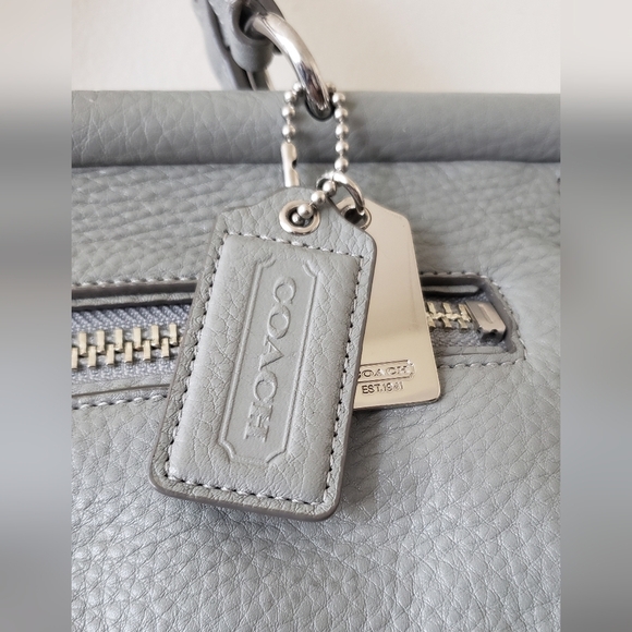 Coach Pinnacle Louisa Gray Pebbled Leather Shoulder Hand crossbody Bag EUC - Picture 10 of 12